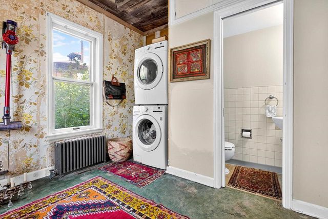 419 S CHURCH STREET, Neenah, WI 54956