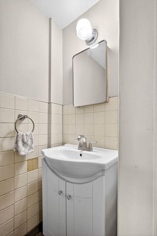 419 S CHURCH STREET, Neenah, WI 54956