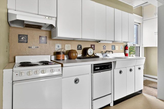 419 S CHURCH STREET, Neenah, WI 54956