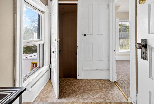 419 S CHURCH STREET, Neenah, WI 54956