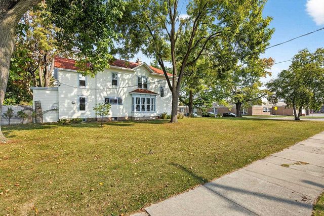 419 S CHURCH STREET, Neenah, WI 54956