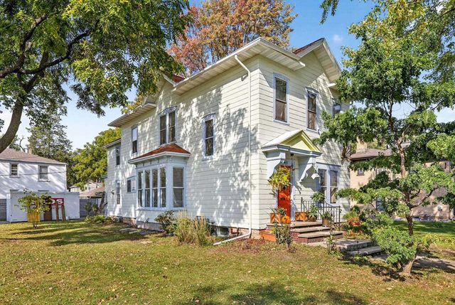 419 S CHURCH STREET, Neenah, WI 54956