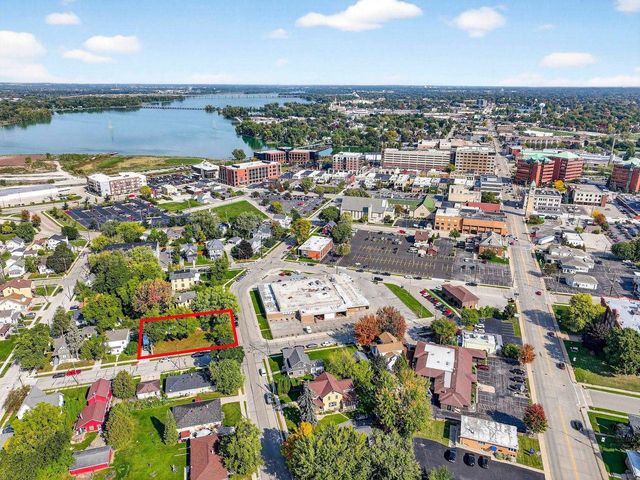 419 S CHURCH STREET, Neenah, WI 54956