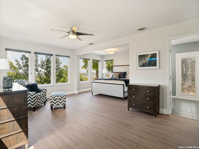 137 Lake View Dr, Boerne, TX 78006