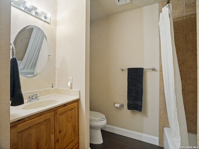 137 Lake View Dr, Boerne, TX 78006
