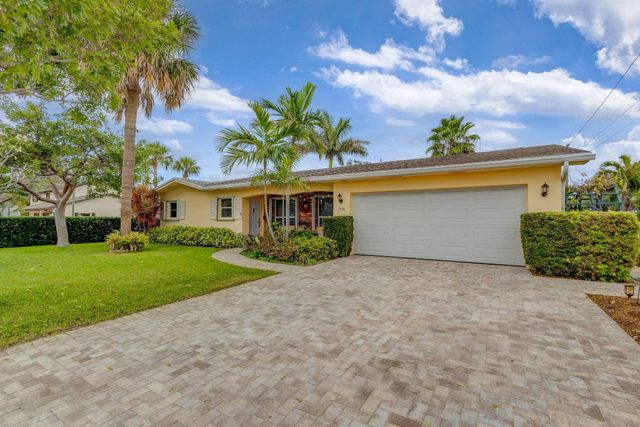 1310 N Lakeside Drive, Lake Worth Beach, FL 33460