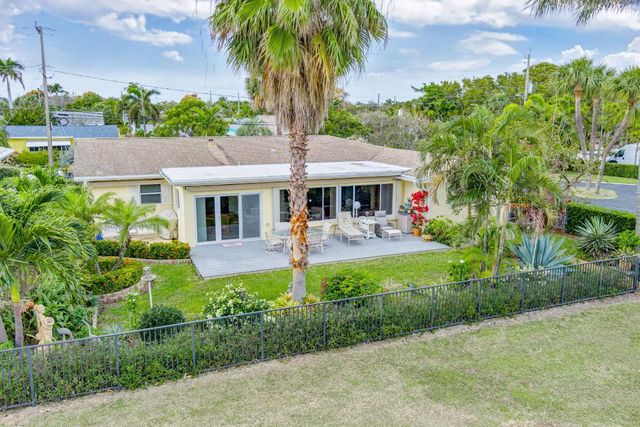 1310 N Lakeside Drive, Lake Worth Beach, FL 33460