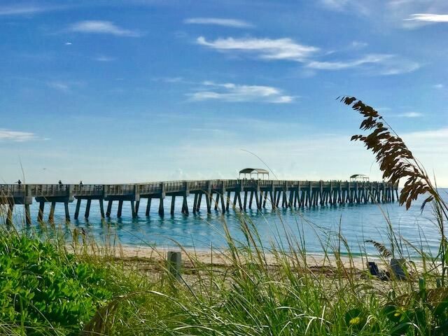 1310 N Lakeside Drive, Lake Worth Beach, FL 33460