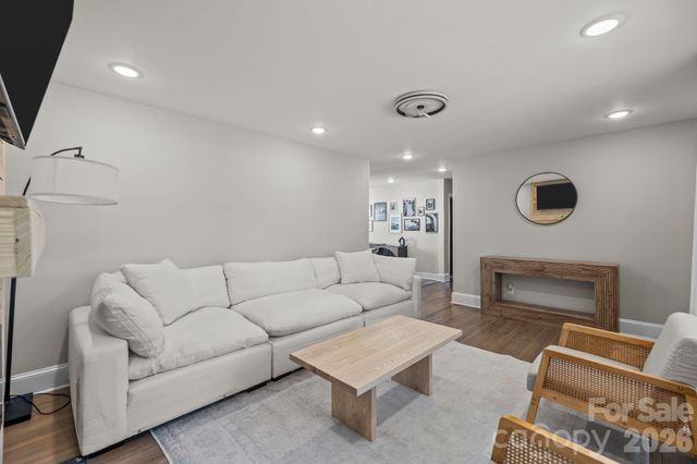 1036 Cutler Place, Charlotte, NC 28205