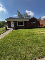 28739 Grandon Street, Livonia, MI 48150