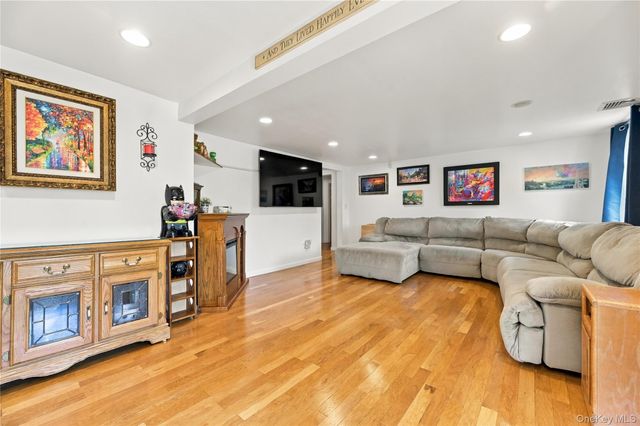 2 Stanton Drive, Newburgh, NY 12550