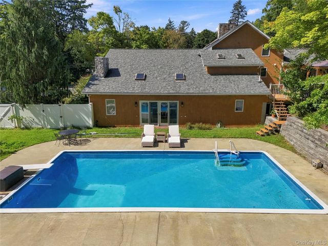 2 Stanton Drive, Newburgh, NY 12550