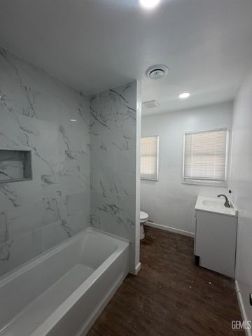 2800 Skyline Blvd, Bakersfield, CA 93305