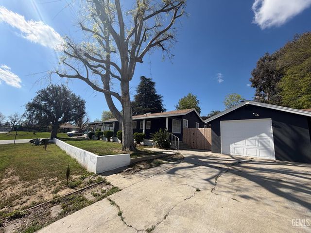 2800 Skyline Blvd, Bakersfield, CA 93305