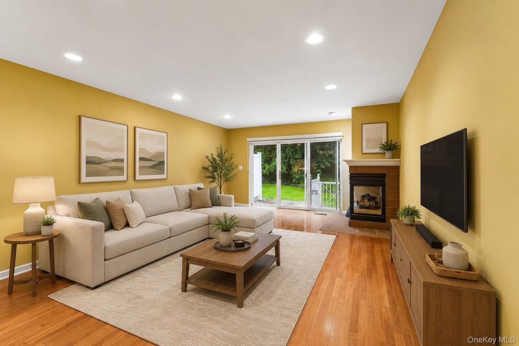 122 Crystal Hill Drive, Pomona, NY 10970 — photo 3