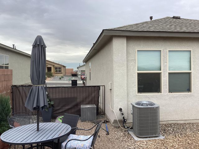 57 Tome Vista Drive, Los Lunas, NM 87031