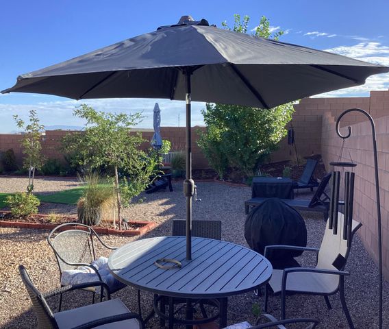 57 Tome Vista Drive, Los Lunas, NM 87031