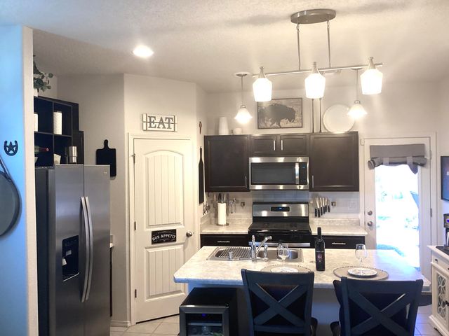 57 Tome Vista Drive, Los Lunas, NM 87031