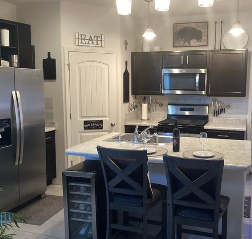 57 Tome Vista Drive, Los Lunas, NM 87031
