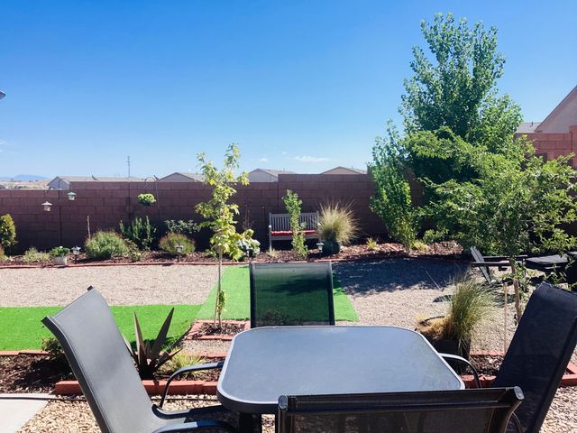 57 Tome Vista Drive, Los Lunas, NM 87031