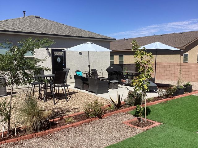 57 Tome Vista Drive, Los Lunas, NM 87031
