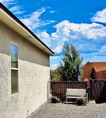57 Tome Vista Drive, Los Lunas, NM 87031