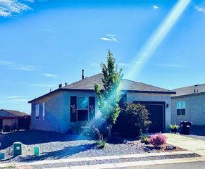 57 Tome Vista Drive, Los Lunas, NM 87031
