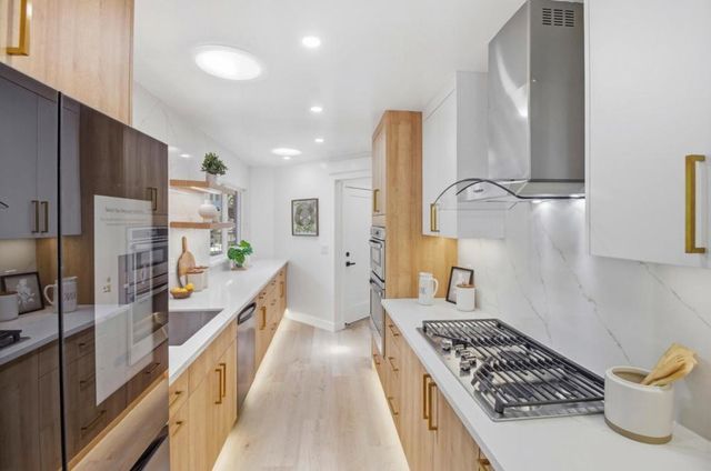 1255 North Road, Belmont, CA 94002