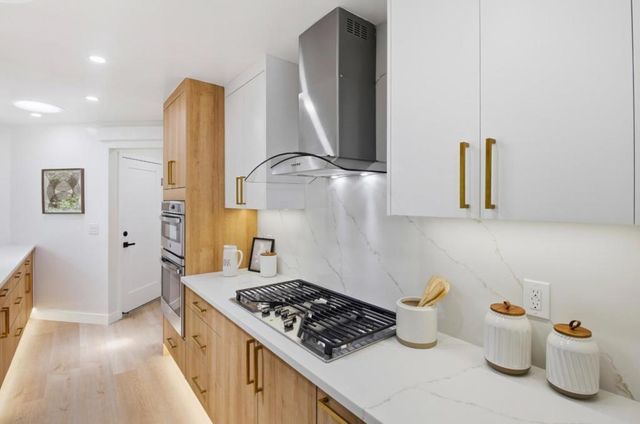 1255 North Road, Belmont, CA 94002