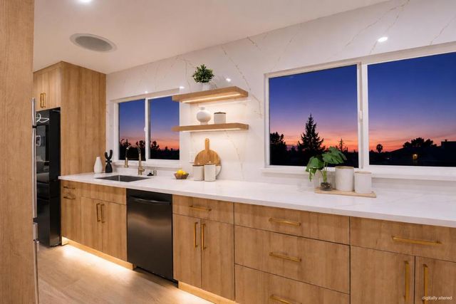 1255 North Road, Belmont, CA 94002