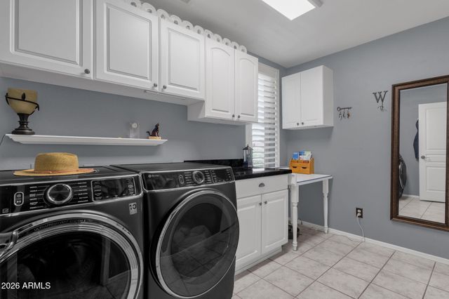 1264 E WATERVIEW Place, Chandler, AZ 85249