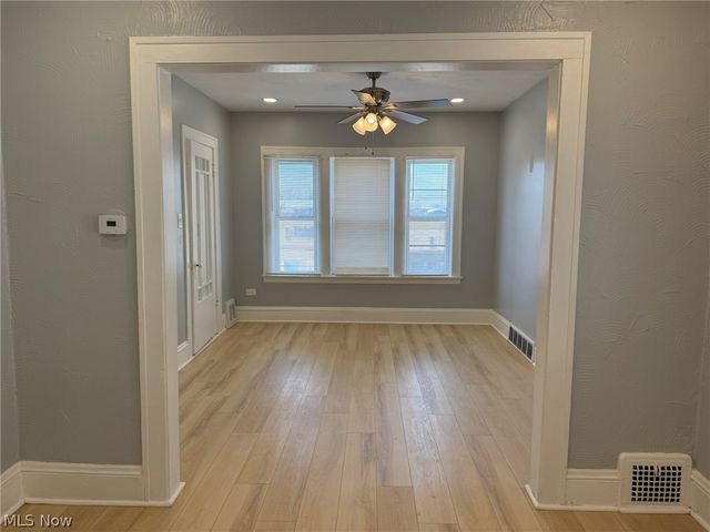 3231 W 121st Street, Cleveland, OH 44111