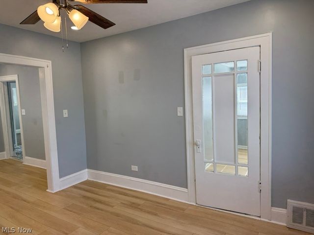 3231 W 121st Street, Cleveland, OH 44111