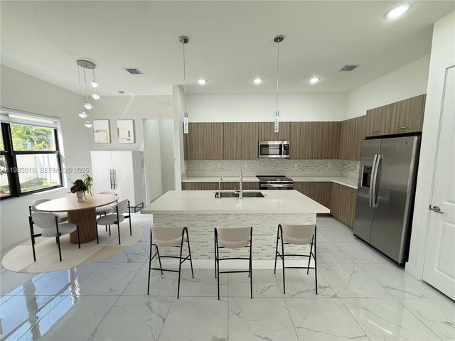 17410 SW 46th St, Miramar, FL 33029