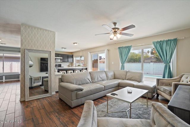 4415 S POPLAR Street, Tempe, AZ 85282