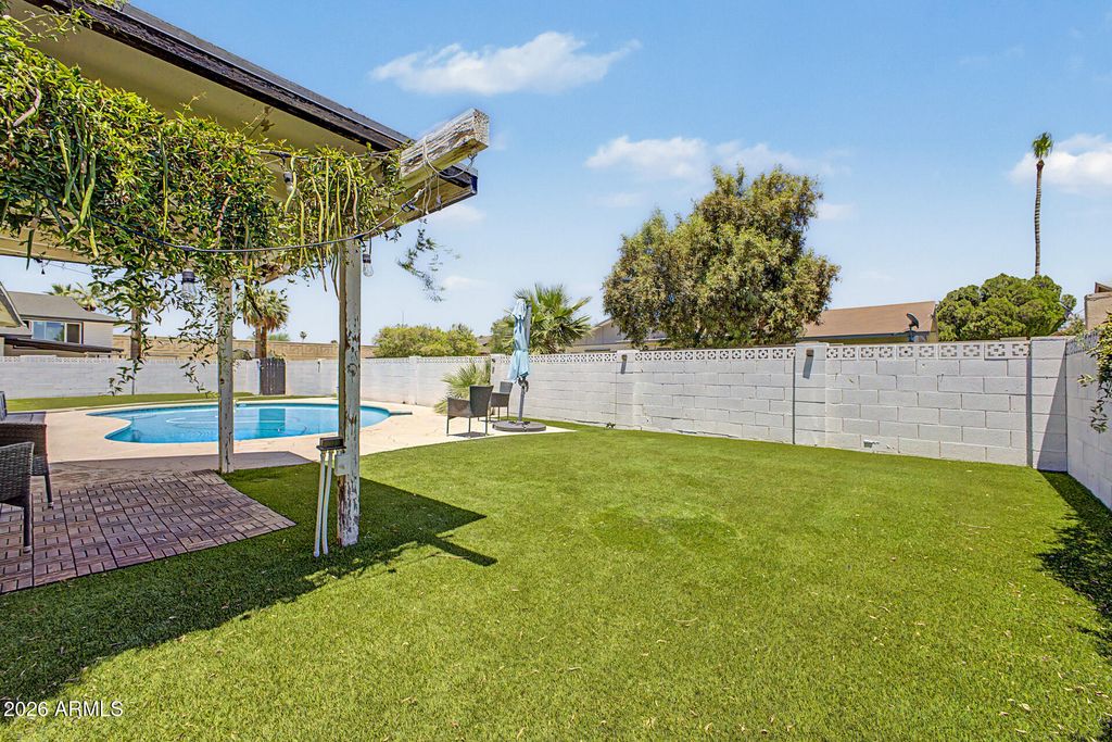4415 S POPLAR Street, Tempe, AZ 85282