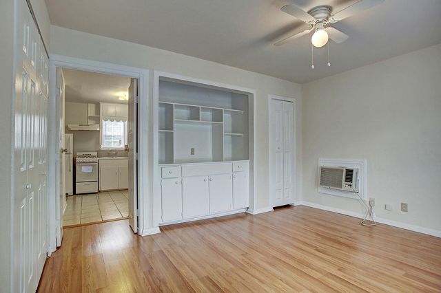 2202 Park Street 08, Houston, TX 77019