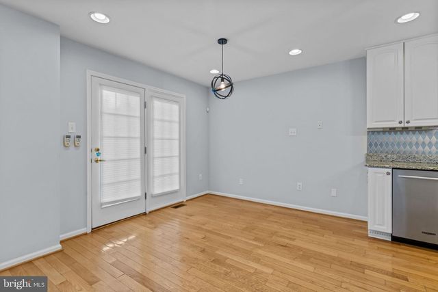 61 SUNRISE CT, Feasterville Trevose, PA 19053