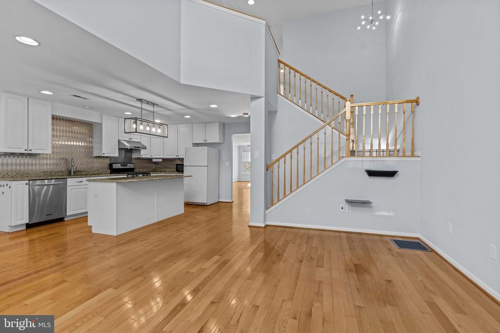 61 SUNRISE CT, Feasterville Trevose, PA 19053