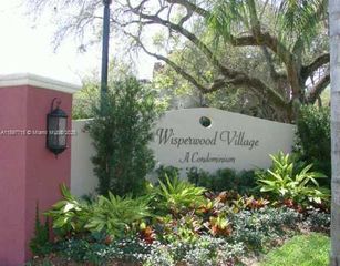 9301 SW 92 AV 104-B, Miami, FL 33176