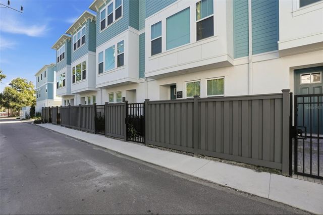 2123 1ST AVENUE N, St Petersburg, FL 33713