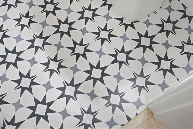 2123 1ST AVENUE N, St Petersburg, FL 33713