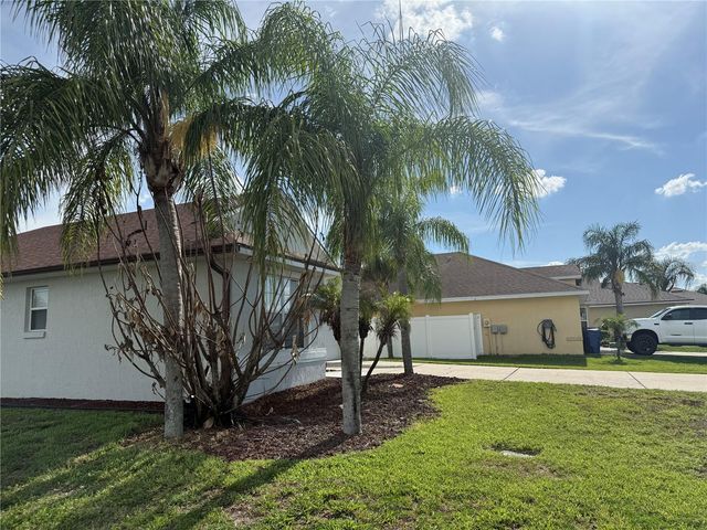 4112 ISLAND LAKES DRIVE, Winter Haven, FL 33881