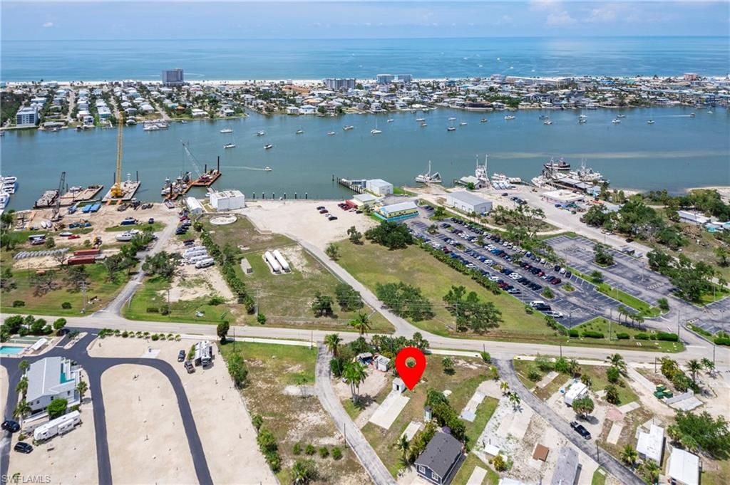 47 Oyster Bay LN, FORT MYERS BEACH, FL 33931 — exterior