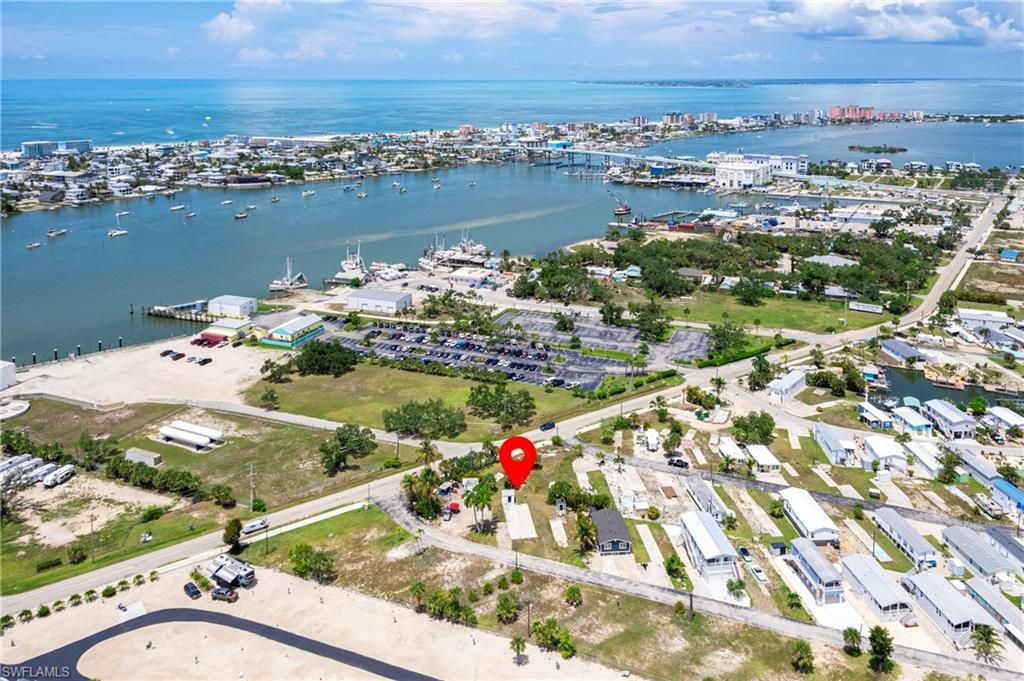 47 Oyster Bay LN, FORT MYERS BEACH, FL 33931 — photo 2
