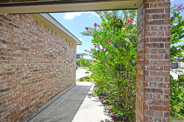 133 BUTTERCUP BND, New Braunfels, TX 78130