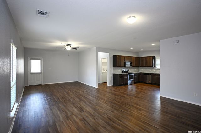 133 BUTTERCUP BND, New Braunfels, TX 78130