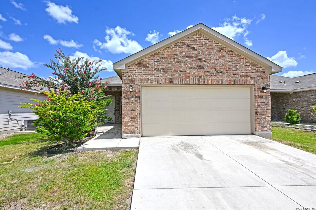 133 BUTTERCUP BND, New Braunfels, TX 78130