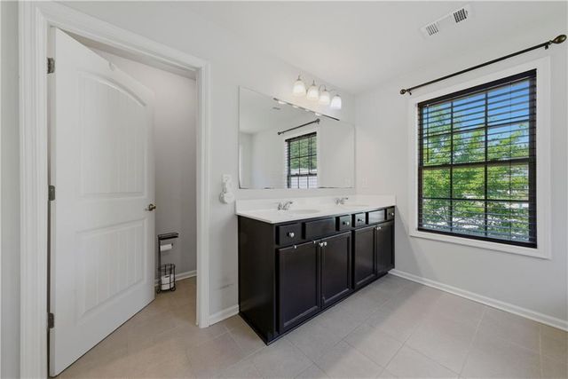 1001 Creekhead Drive, Villa Rica, GA 30180