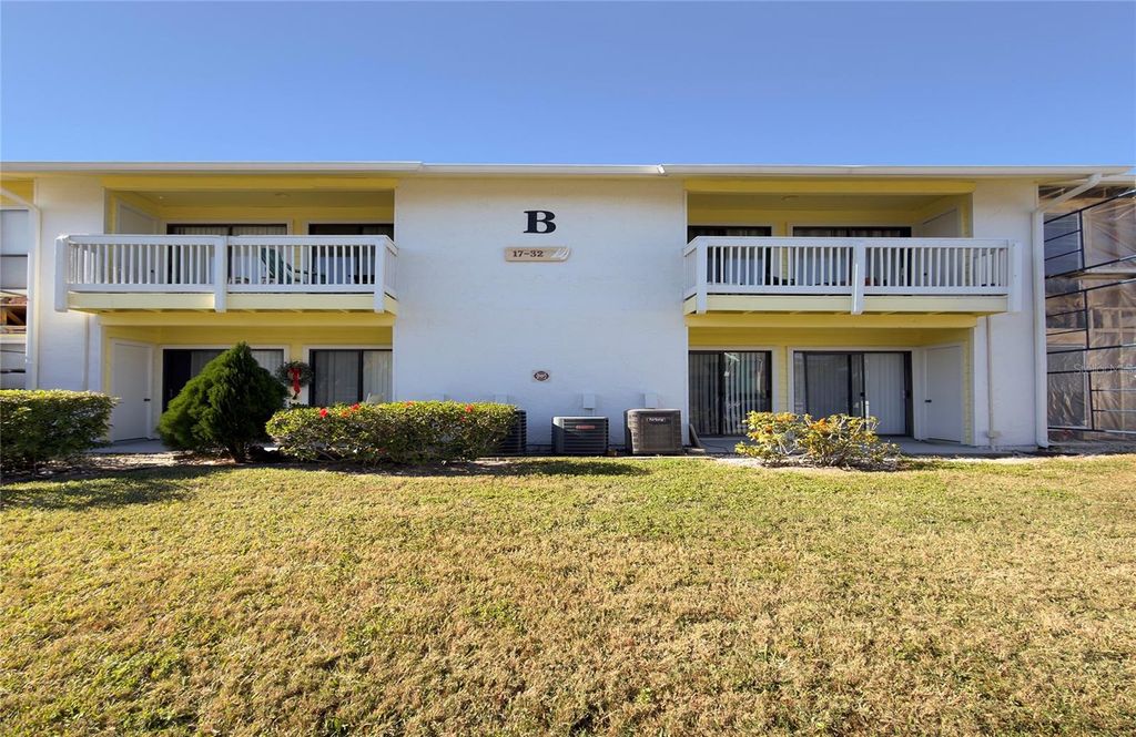 455 ALT 19 S 21, Palm Harbor, FL 34683